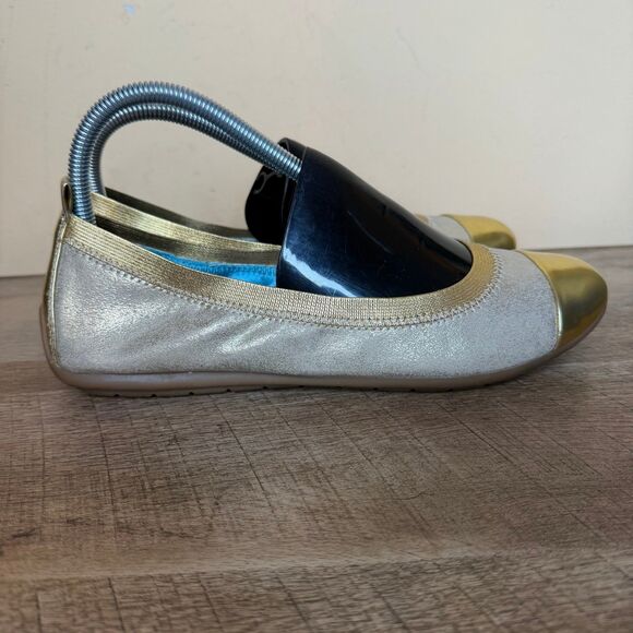 Naturalizer Urseli Gold Ballet Flats Metallic Cap Toe Women’s 8.5M - Picture 3 of 7
